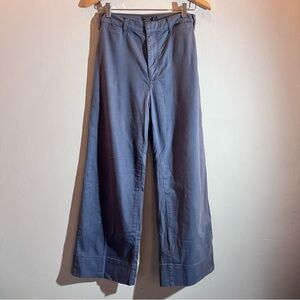 Abercrombie & Fitch Blue Wide Leg Hem Flattering Size 2 or 26